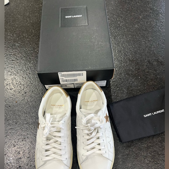 Saint Laurent Court Classics - Picture 2 of 8